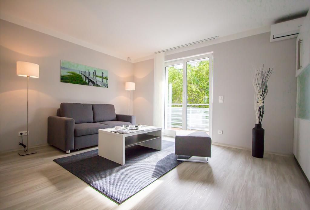 Aparthotel "Am Fliess" Хойерсверда Стая снимка