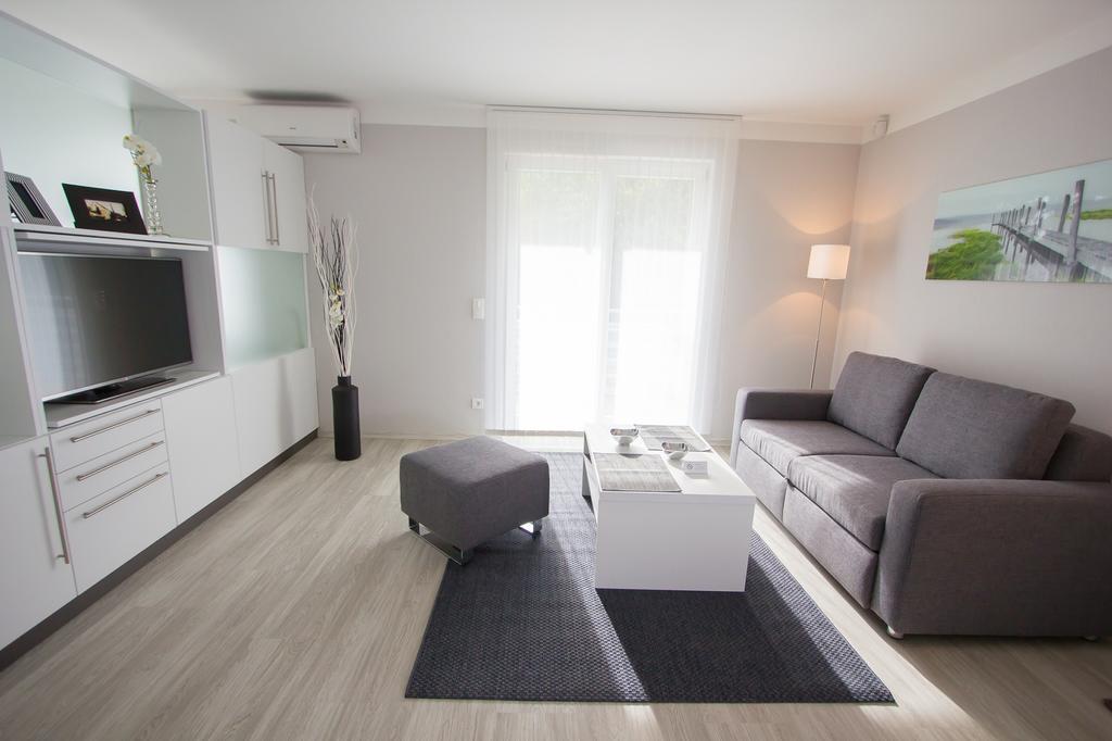 Aparthotel "Am Fliess" Хойерсверда Стая снимка