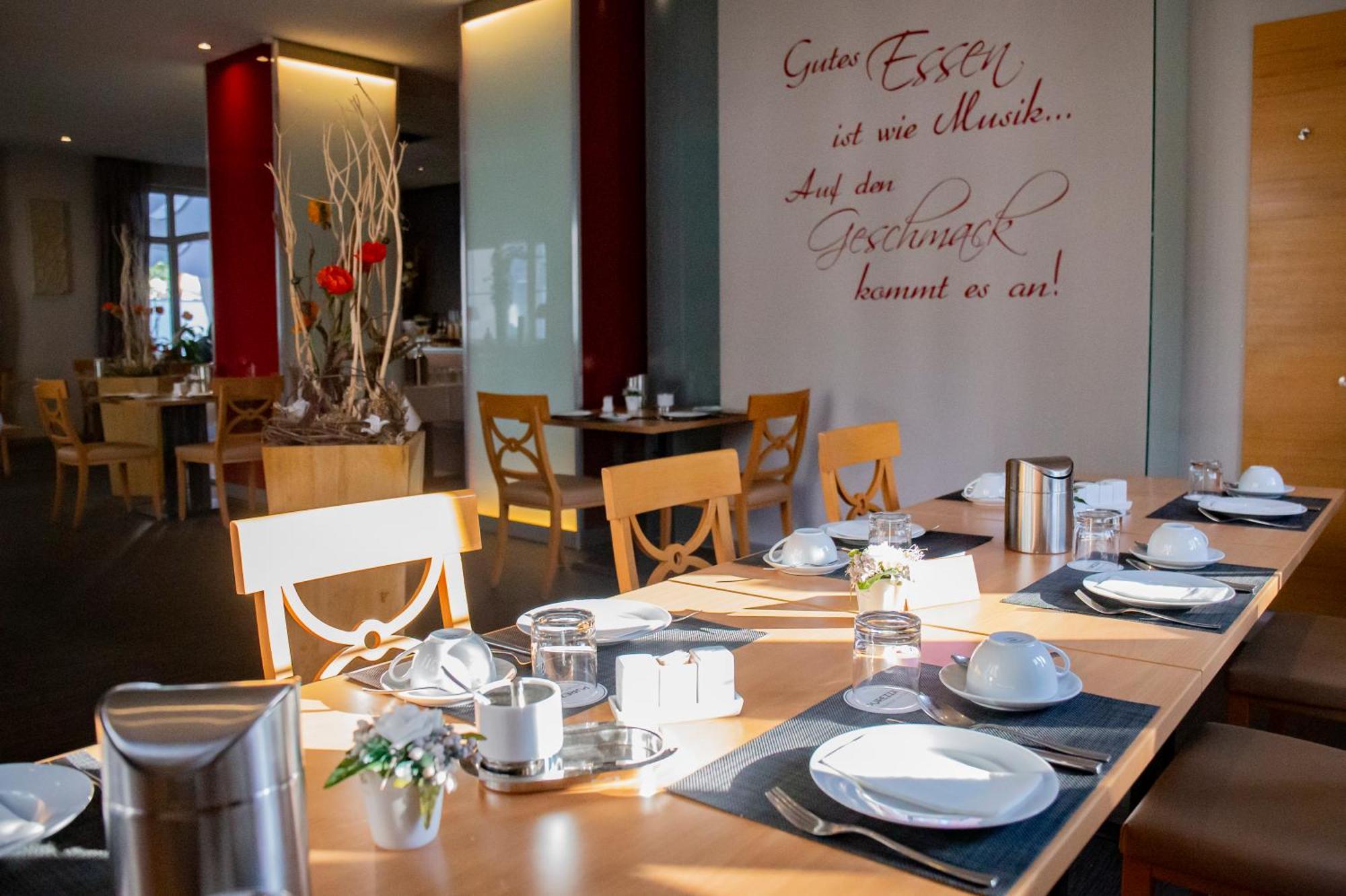 Aparthotel "Am Fliess" Хойерсверда Екстериор снимка